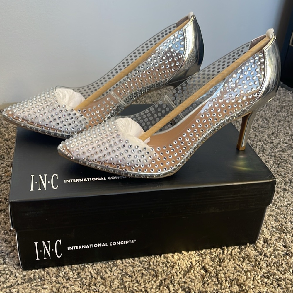 NWT Womens sexy bridal heels Size 8W Clear Vinyl Rhinestone Silver heels 8 wide - Picture 4 of 17